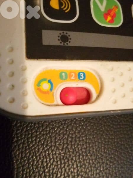 FISHER PRICE FRENCH ALPHABETIC LETTERS+ANIMALS NAMES +VOICES BOARD TOY 3