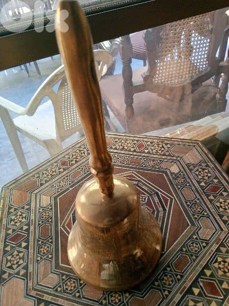 جرس نحاس مسكة طويلة 0