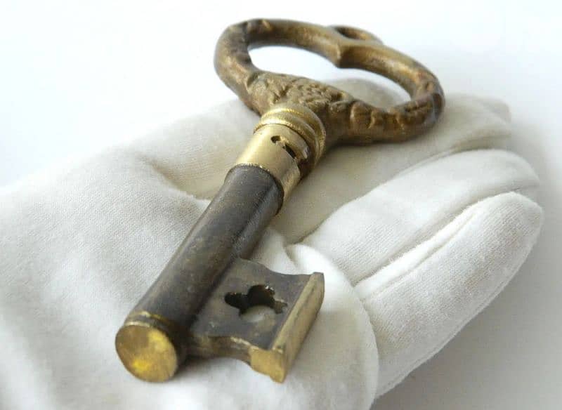 Vintage Wine Opener Old Key Solid Brass Barware Corkscrew Key 0