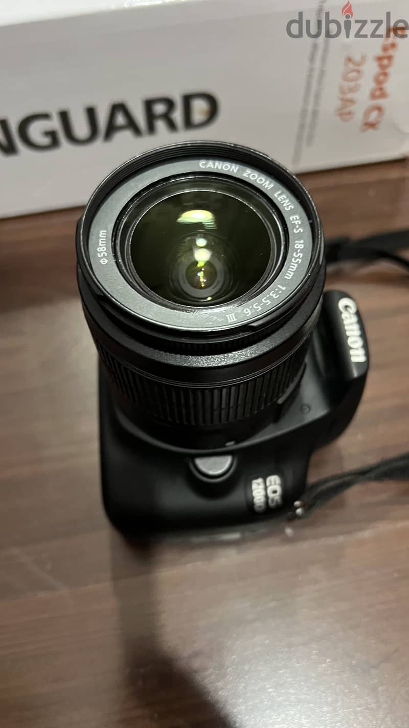 Canon 1200D + tripod + bag 1