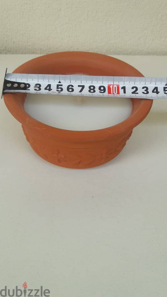 NEW. From USA  5 decorative scented candles 1