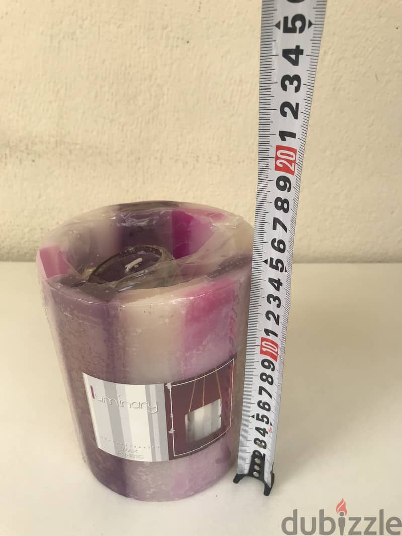 NEW. From USA  5 decorative scented candles 6