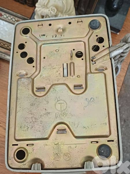 antique 8