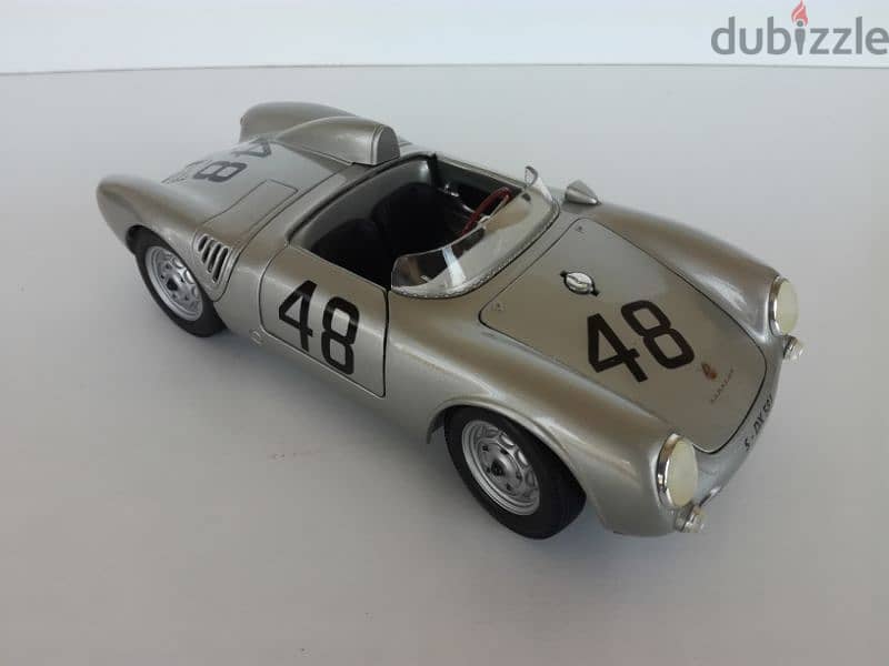 collectible Die cast 1/18 cars 10