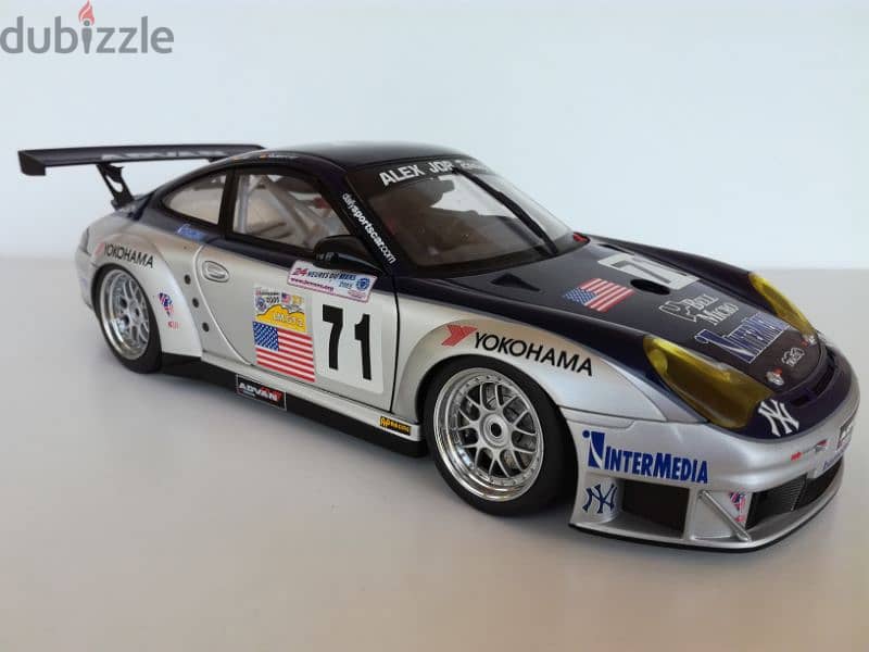 collectible Die cast 1/18 cars 15