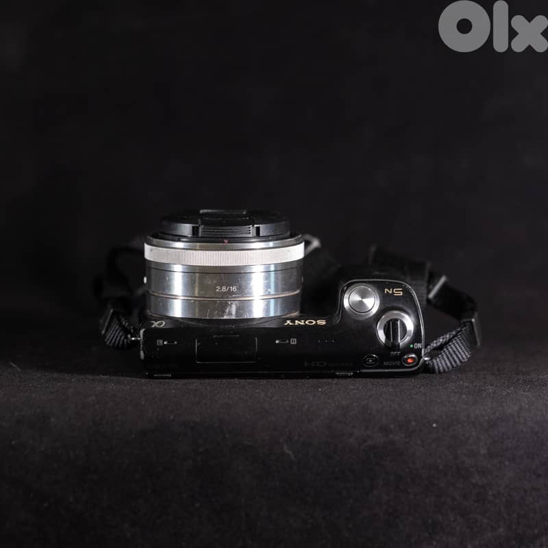 Sony Alpha Nex5n with 1 Lens (Sony 35mm f3.5 Macro) 4