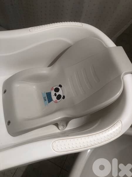 baby bath tub with stand support and new born seat 3