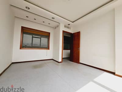 AH-HKL-073 Office for rent in Achrafieh,  300m, 2500 $ cash