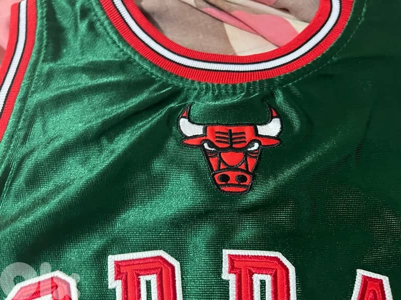 micheal Jordan 23 nba limited edition chicago bulls kit 1997  rare 2