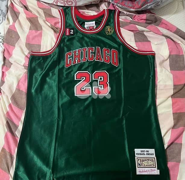 micheal Jordan 23 nba limited edition chicago bulls kit 1997  rare 7