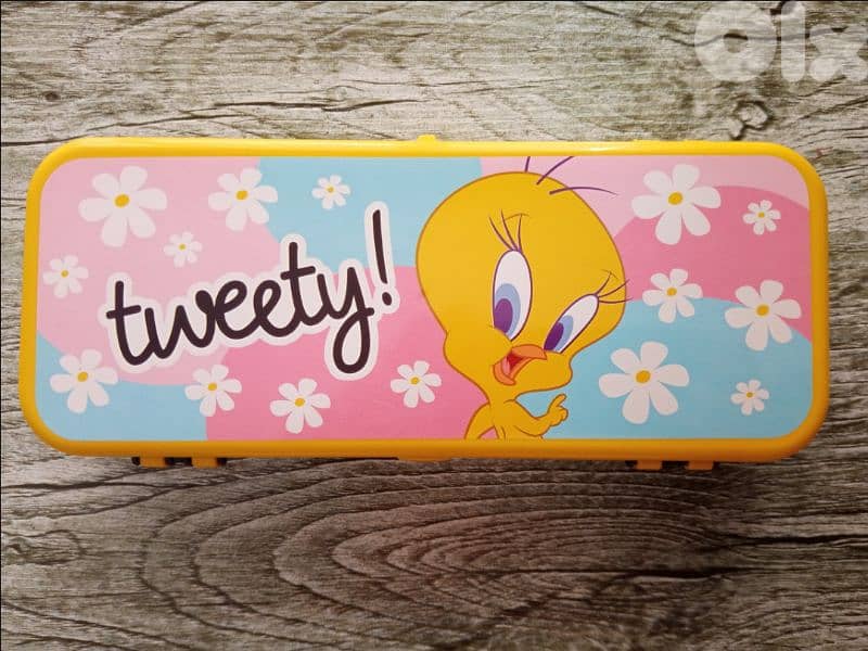 Tweety stationery case 2