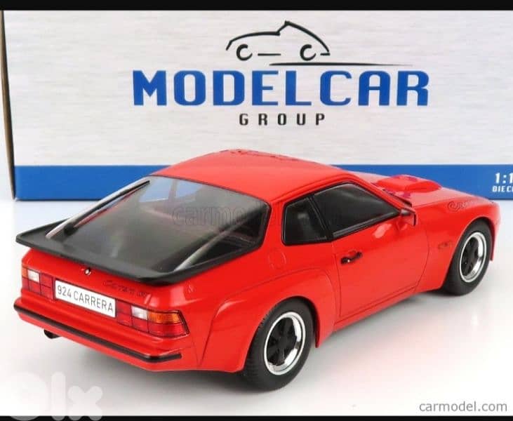 Porsche 924 GT (1981) diecast car model 1;18. 4