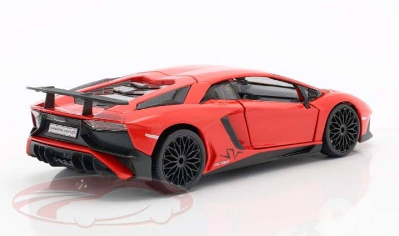 Lamborghini Aventador LP750-4 SV diecast car model 1:24. 2