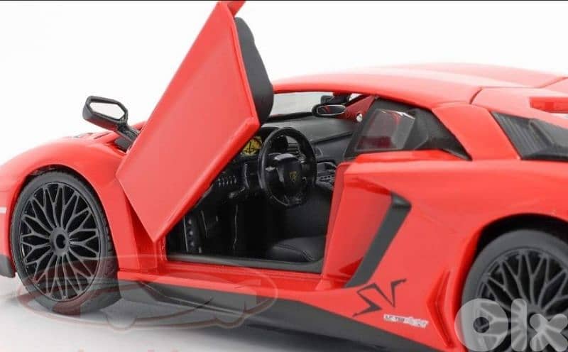 Lamborghini Aventador LP750-4 SV diecast car model 1:24. 3