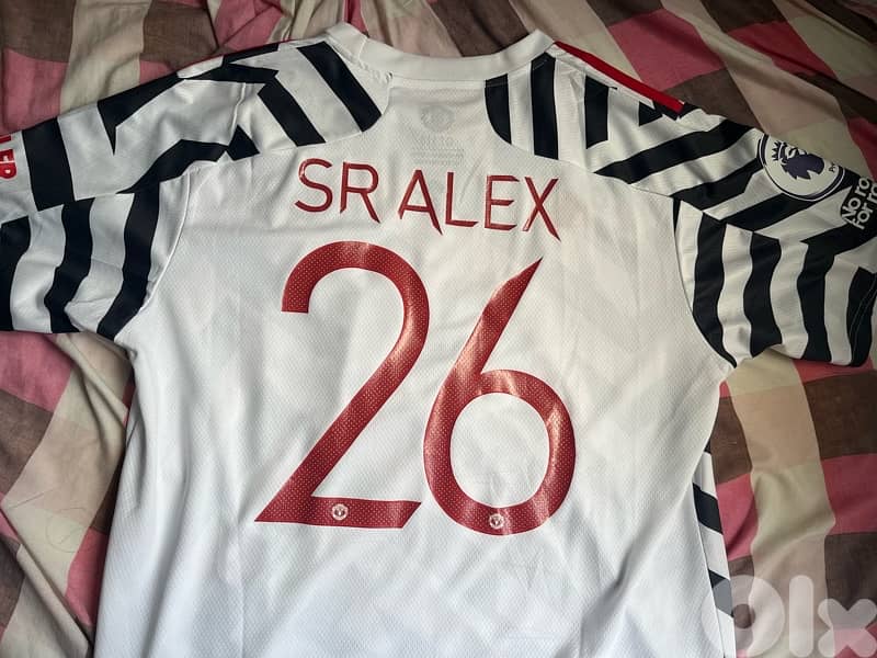 Manchester United sr alex ferguson 26 adidas limited edition kit 1