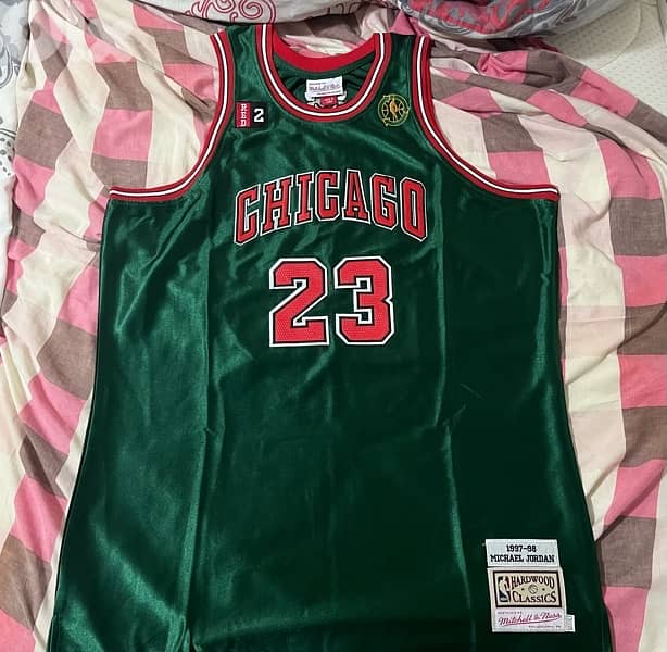 bulls jordan 23  special edition rare kit from 1997/1998 0