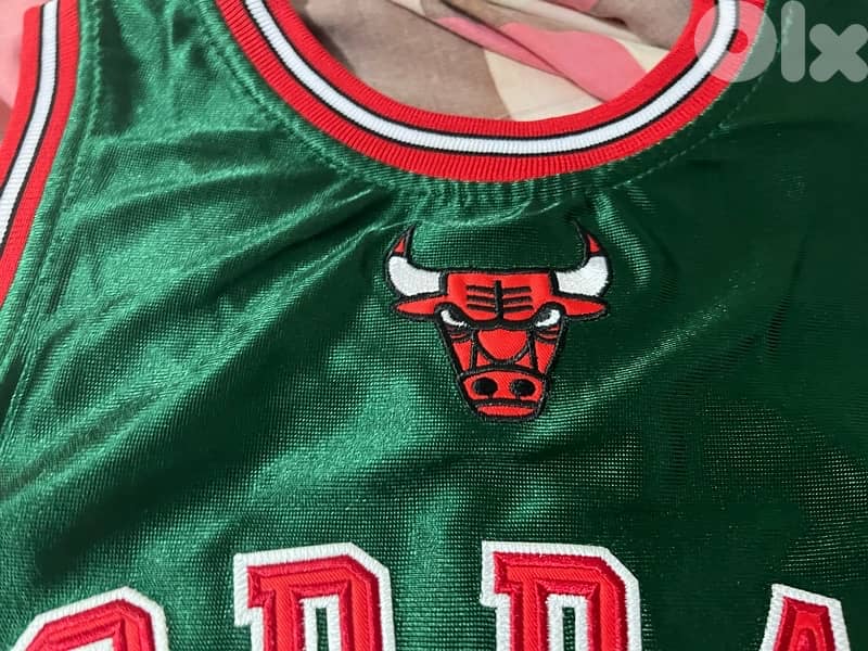 bulls jordan 23  special edition rare kit from 1997/1998 3