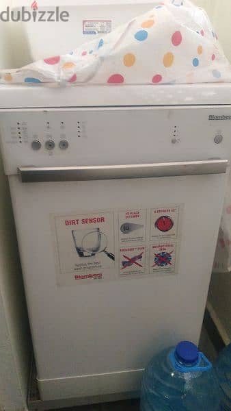 slim size used dishwasher 0