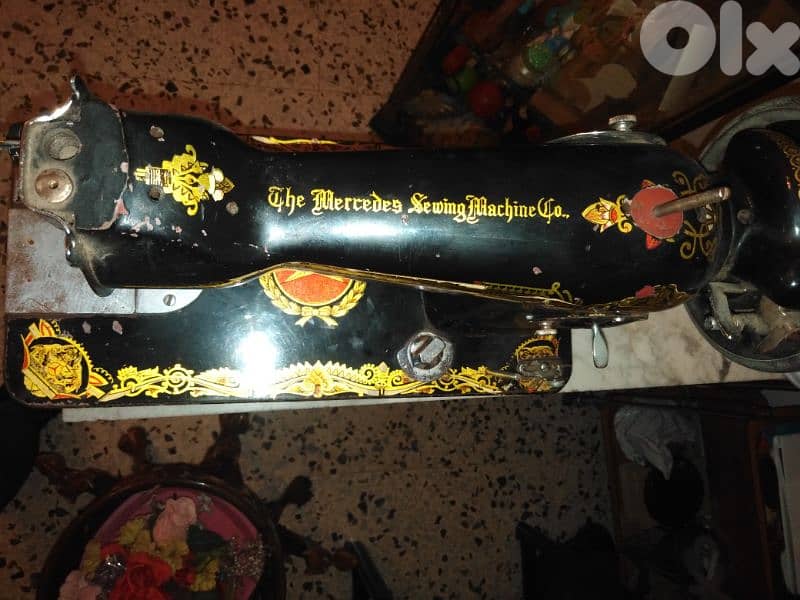 Mercedes antique sewing machine original 4