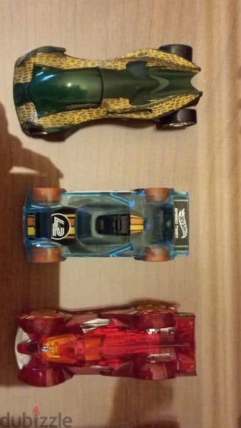35 matchbox cars each one for 2 dollars 9
