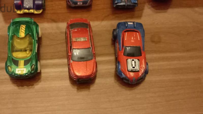 35 matchbox cars each one for 2 dollars 10