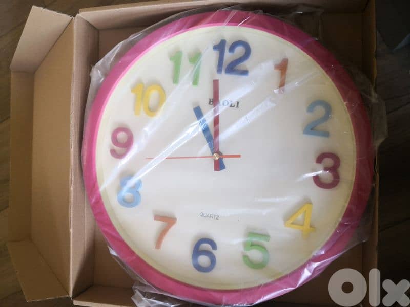 wall watch clock analog ساعة حائط 1