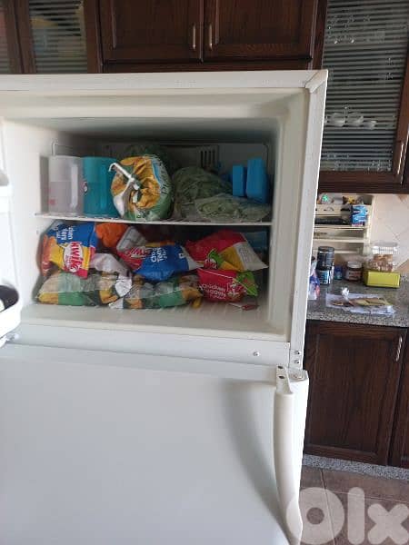 refrigerator 5