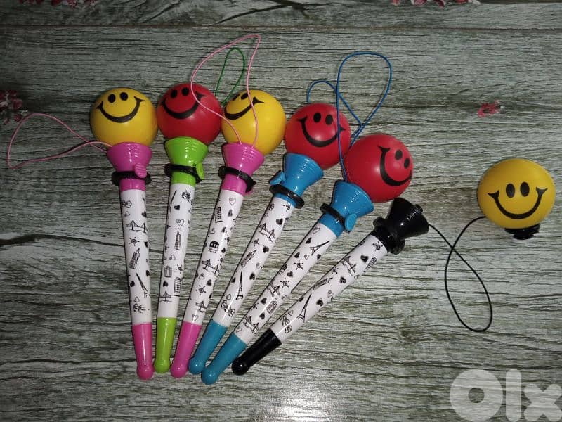 funny pop out smiley pencil 2$ 1