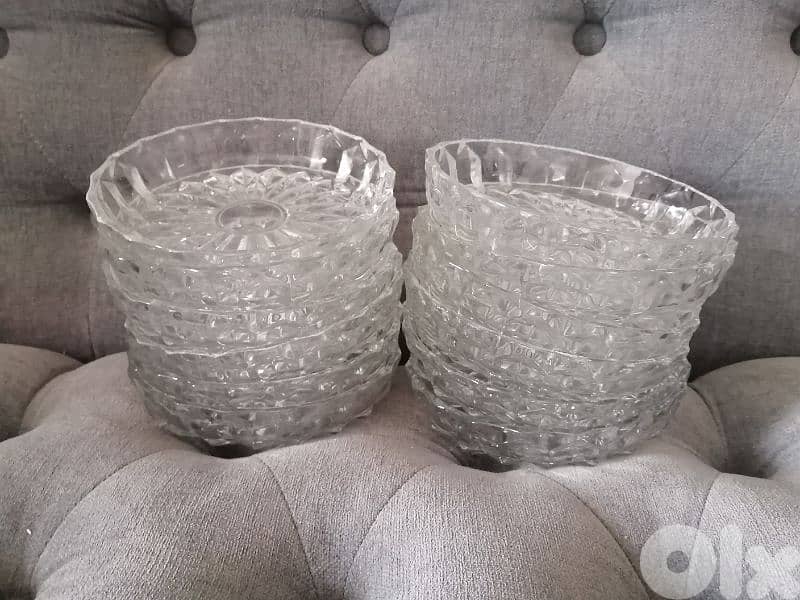 Deep glass plates 3