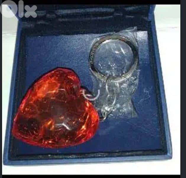 key holder authentic swarovski red heart crystal 3