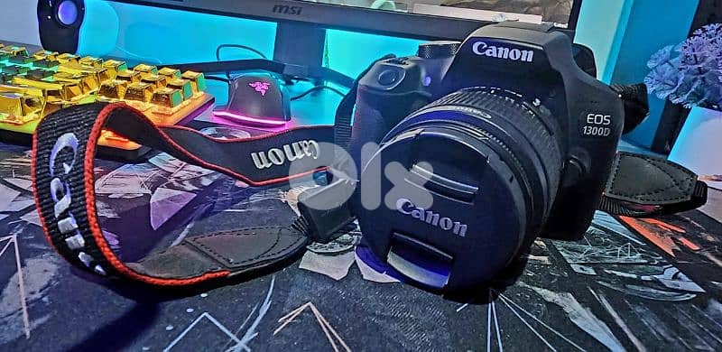 Canon 1300D + Zoom lens 1