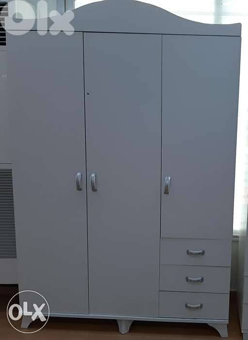 Kids room closet خزانة للاطفال 2