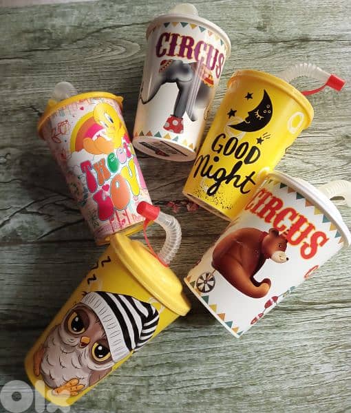 kids cups and straws 1