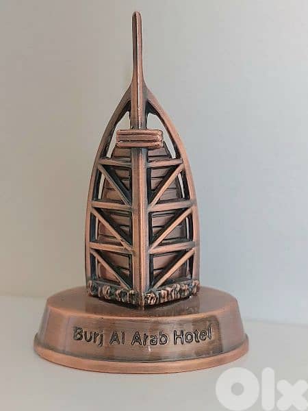 Art Piece Souvenir - UAE - هدية تذكارية 2