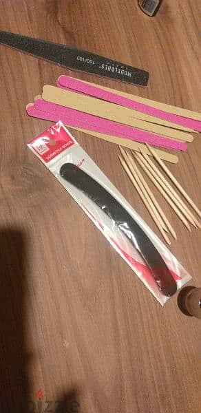 manicure gel and hair dry 5