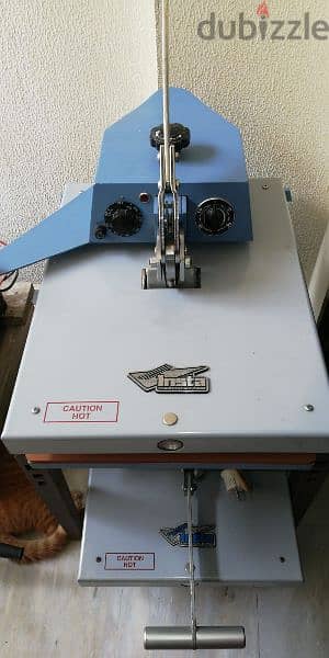 insta heat press like new مكبس انستا مكفول ١٠ سنين
