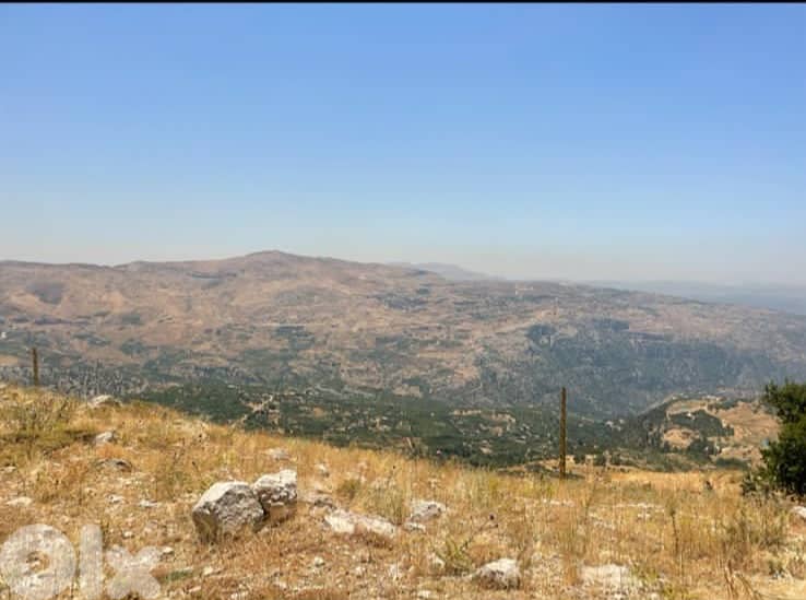 Land for sale in Qanat Bakish 2