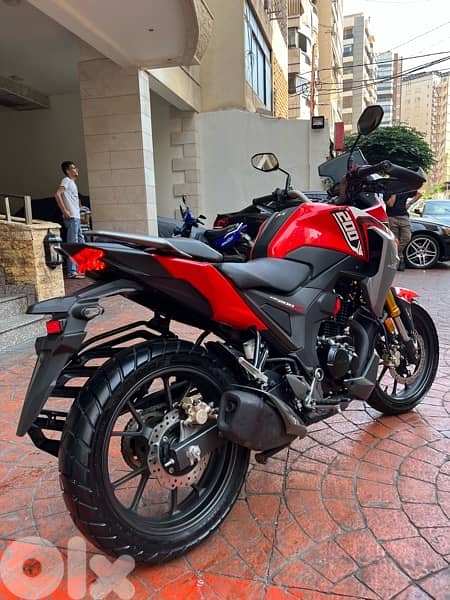 Honda CB 200 X okm 7