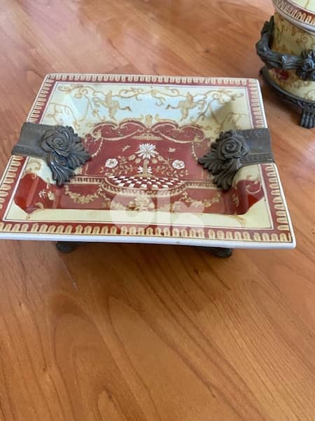 bonbonnière and ashtray 4