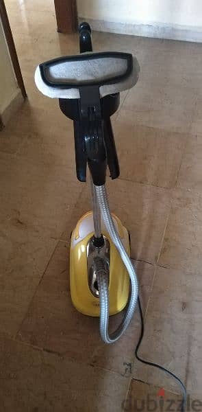 Ironing machine for shop clothing 2