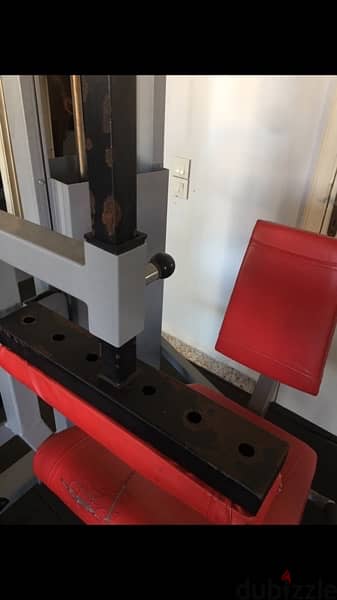 leg extension leg curl like new we have also all sports equipment 2
