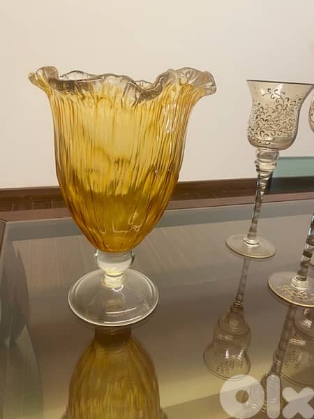 vase glass gold color 3