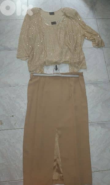 set 3pcs skirt top cardigan 42 to 48 size 2
