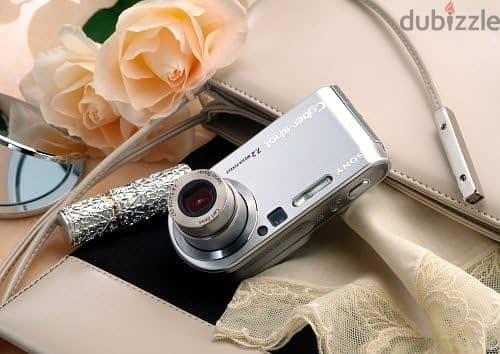 Sony Cybershot DSCP200 7.2MP Digital Camera 3x Optical Zoom $175 plus 6