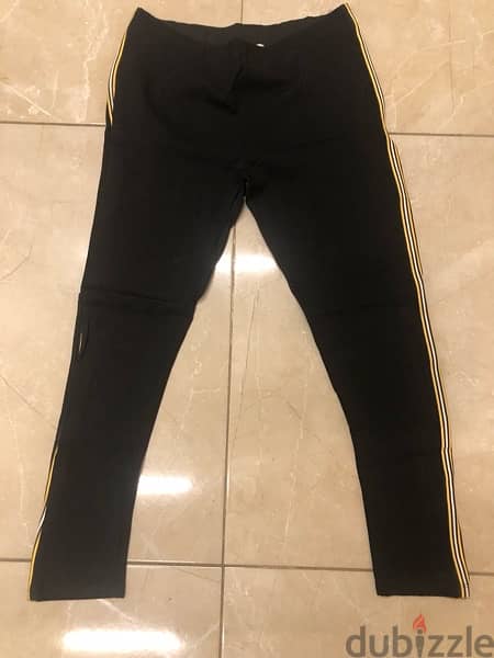 blouse 5$ and pantalon 5$ like new 7