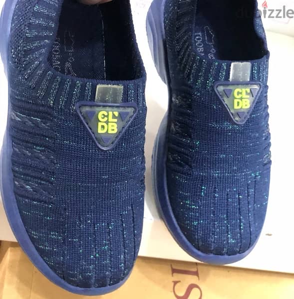 shoes for kids boy or girl; size 26, navy color for school 3