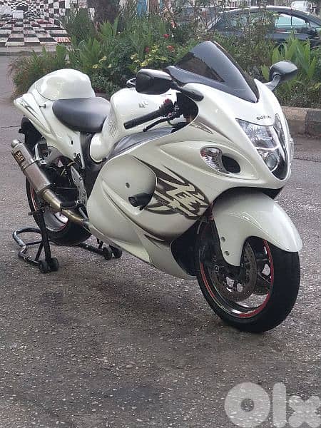 suzuki gsx1300r hayabusa 1300cc model 2010  29500klm 0