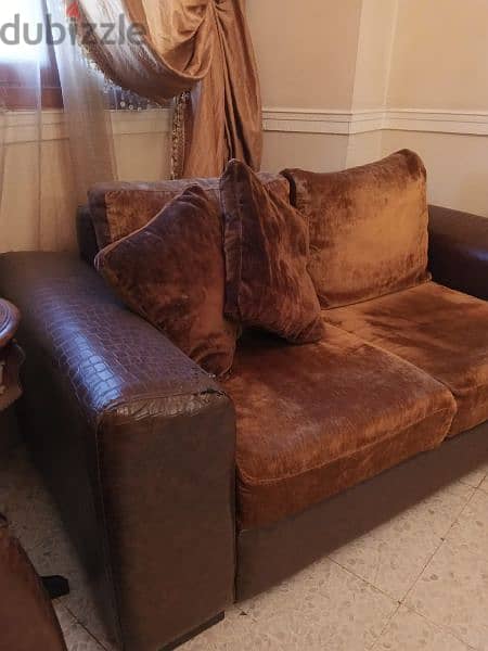 طقم كنابيات للبيع ٣+٢+١ 3