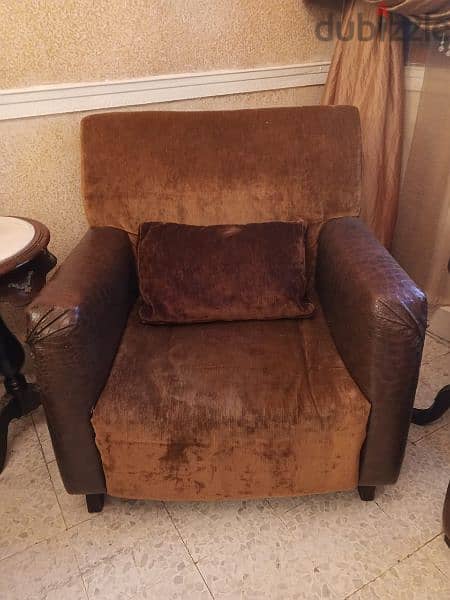 طقم كنابيات للبيع ٣+٢+١ 4