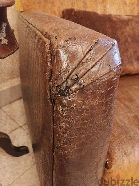 طقم كنابيات للبيع ٣+٢+١ 5